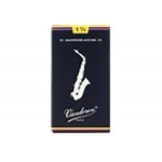 Vandoren SR2115_36231 VAND ALTO SAX REED #1-1/2